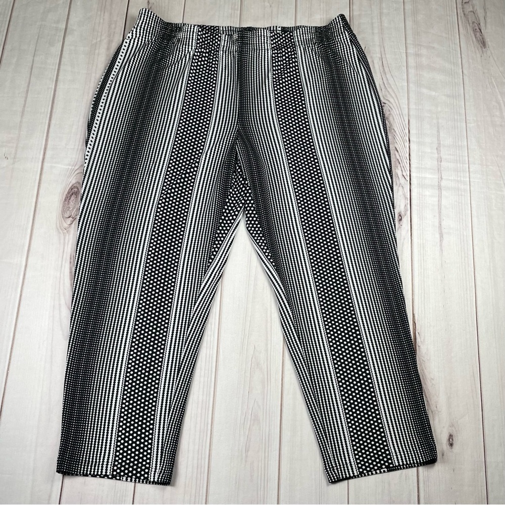 Chico's Polka Dot Stripe Pull On Pants Women’s L Ankle Black White Stretch EUC